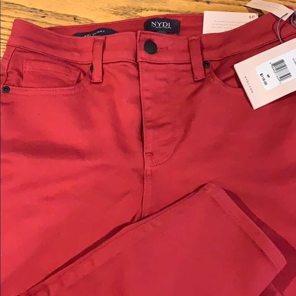 NWT NYDJ Ami Skinny Jean. Size 6P gooseberry